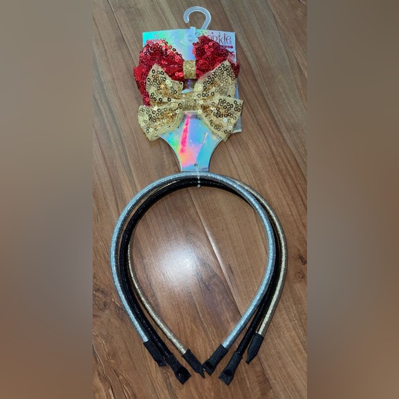 3 hair band and 2 Sets of Hair Bows - Picture 1 of 4